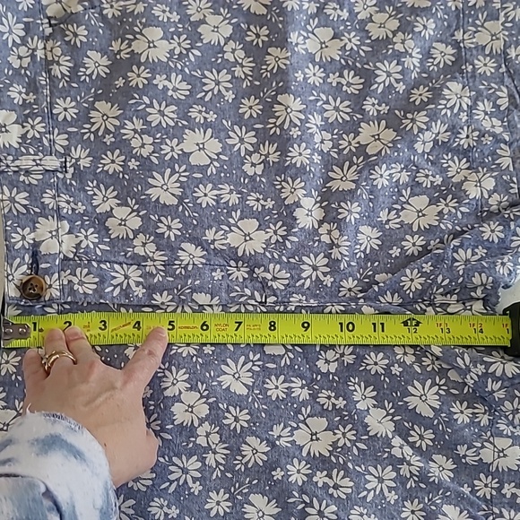 Old Navy women's chambray Everyday Short with white flowers size 18 - Picture 7 of 8
